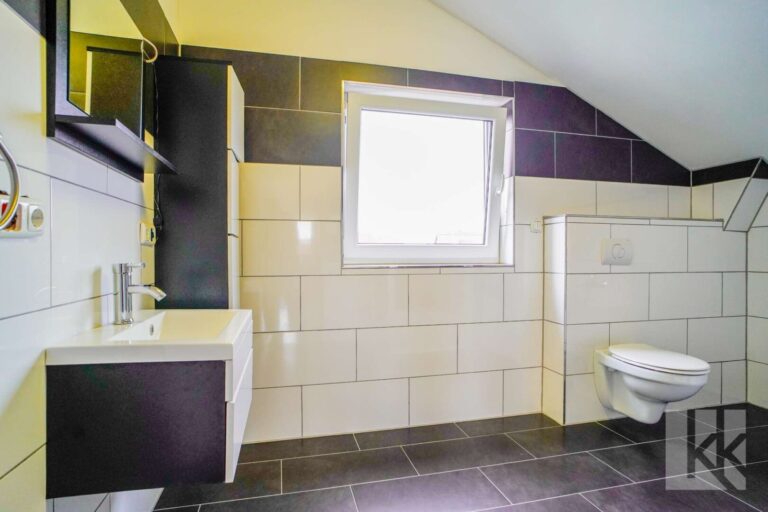 Vollbad im DG mit...