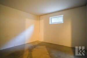 Praktischer Kellerraum