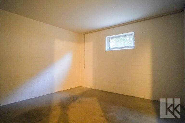 Praktischer Kellerraum