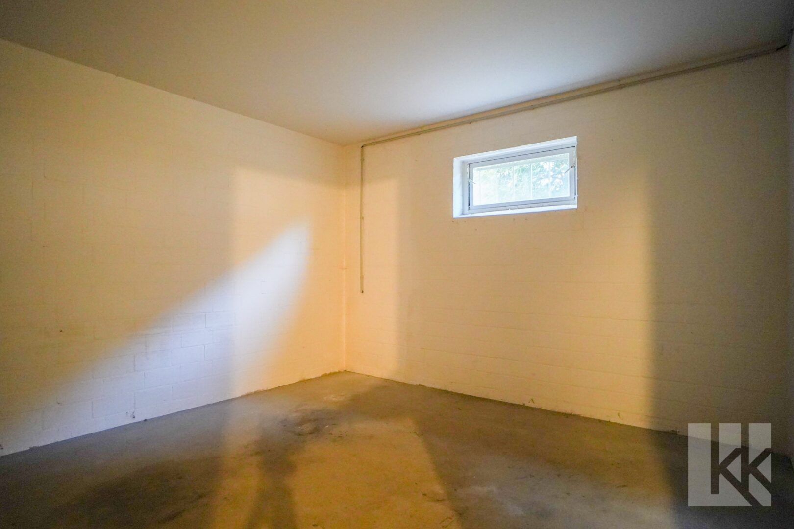 Praktischer Kellerraum