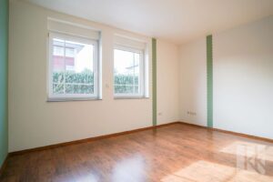 Schlaf-, Gäste-, Kinder- oder Arbeitszimmer im EG