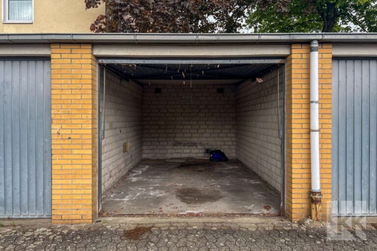 ...eigener Garage
