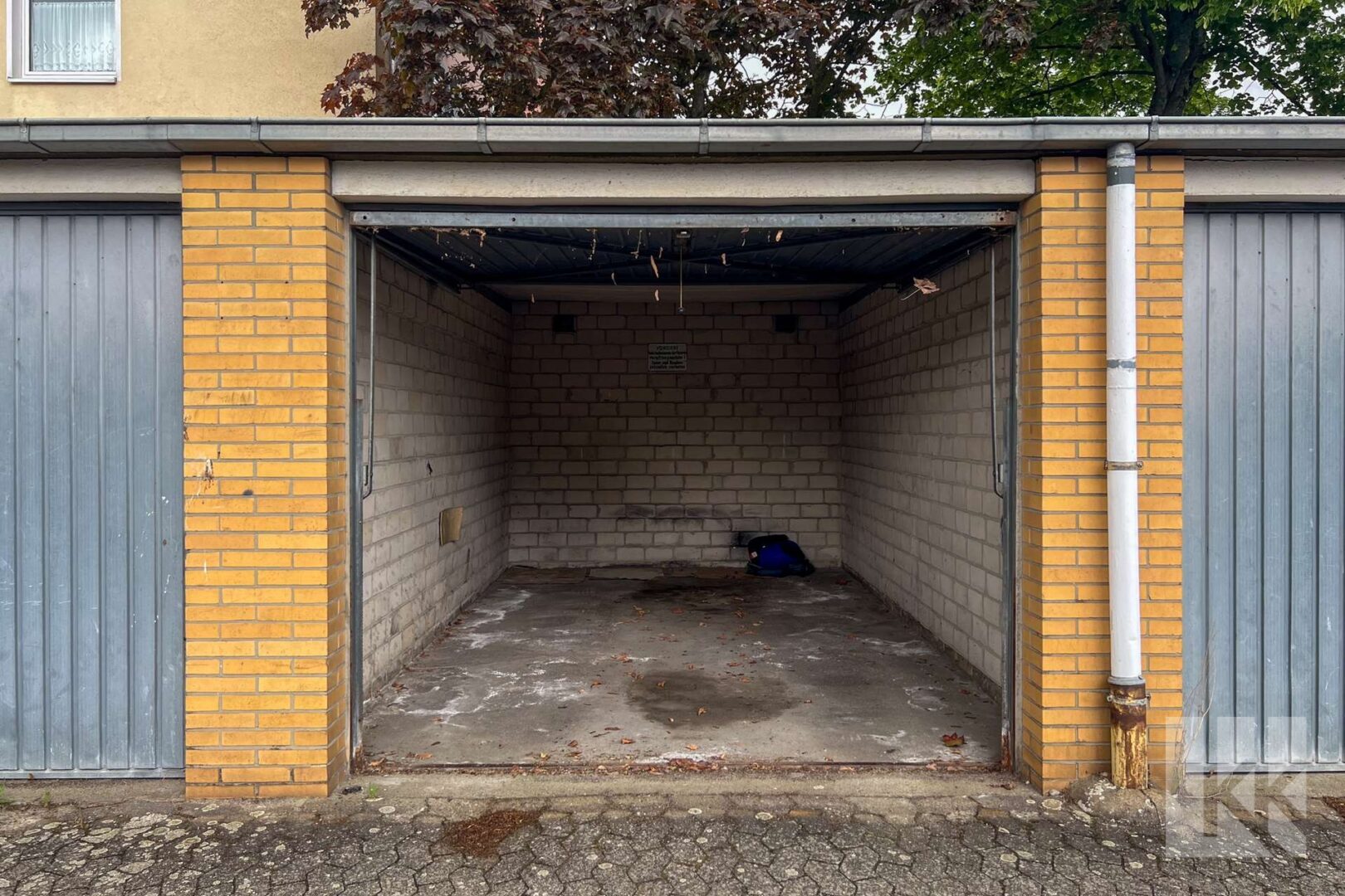 ...eigener Garage