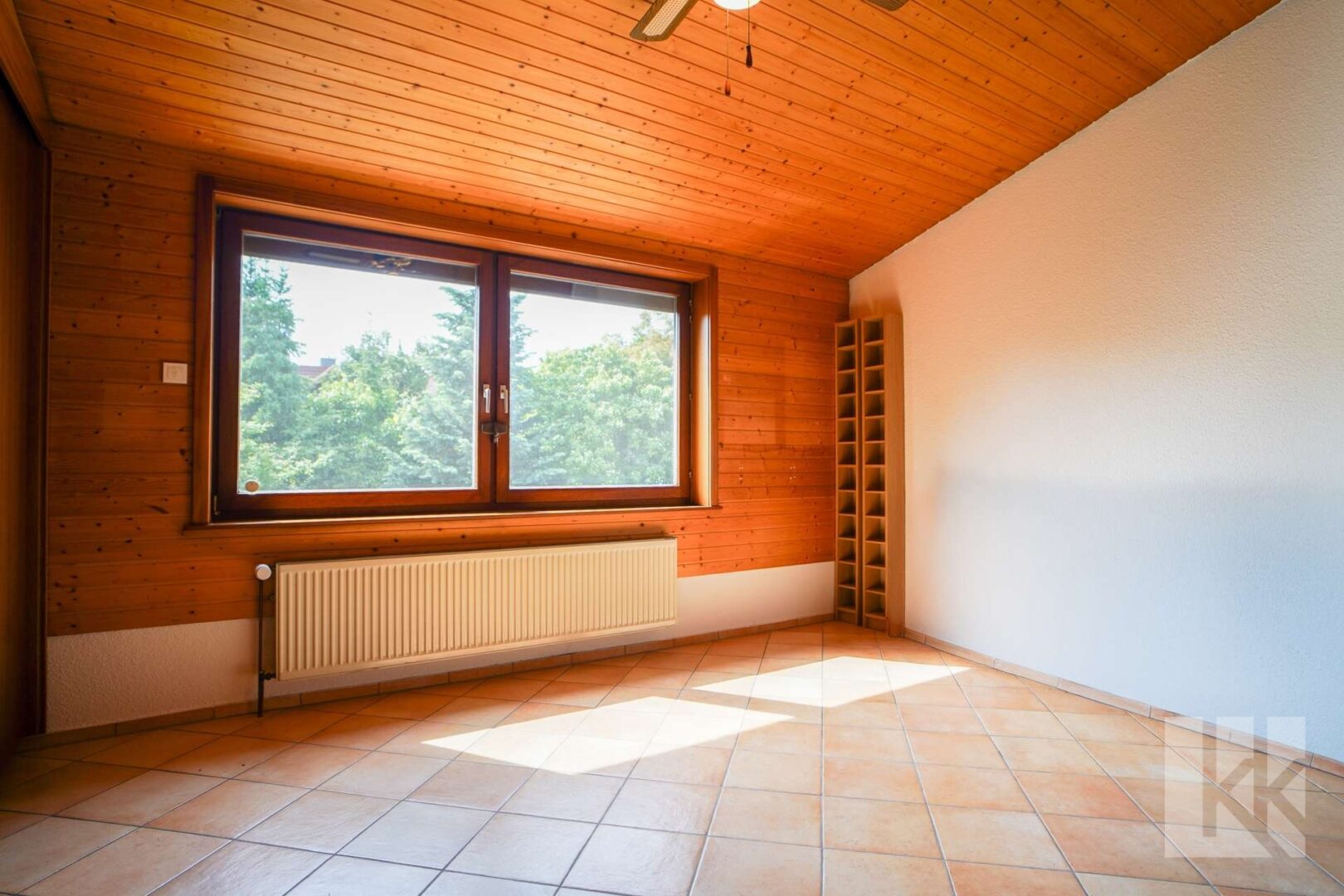Ein Schlafzimmer mit...