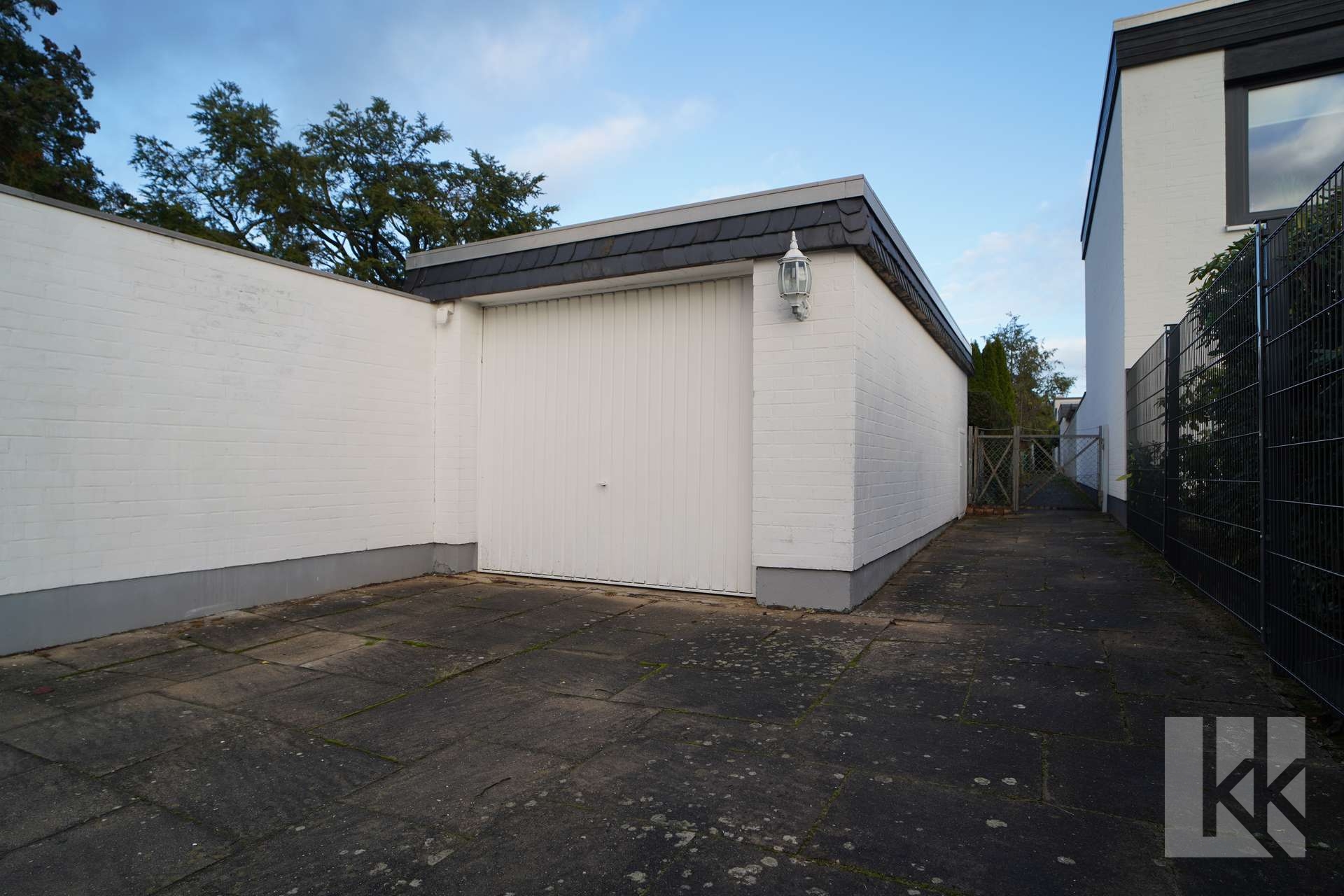 ...Garage