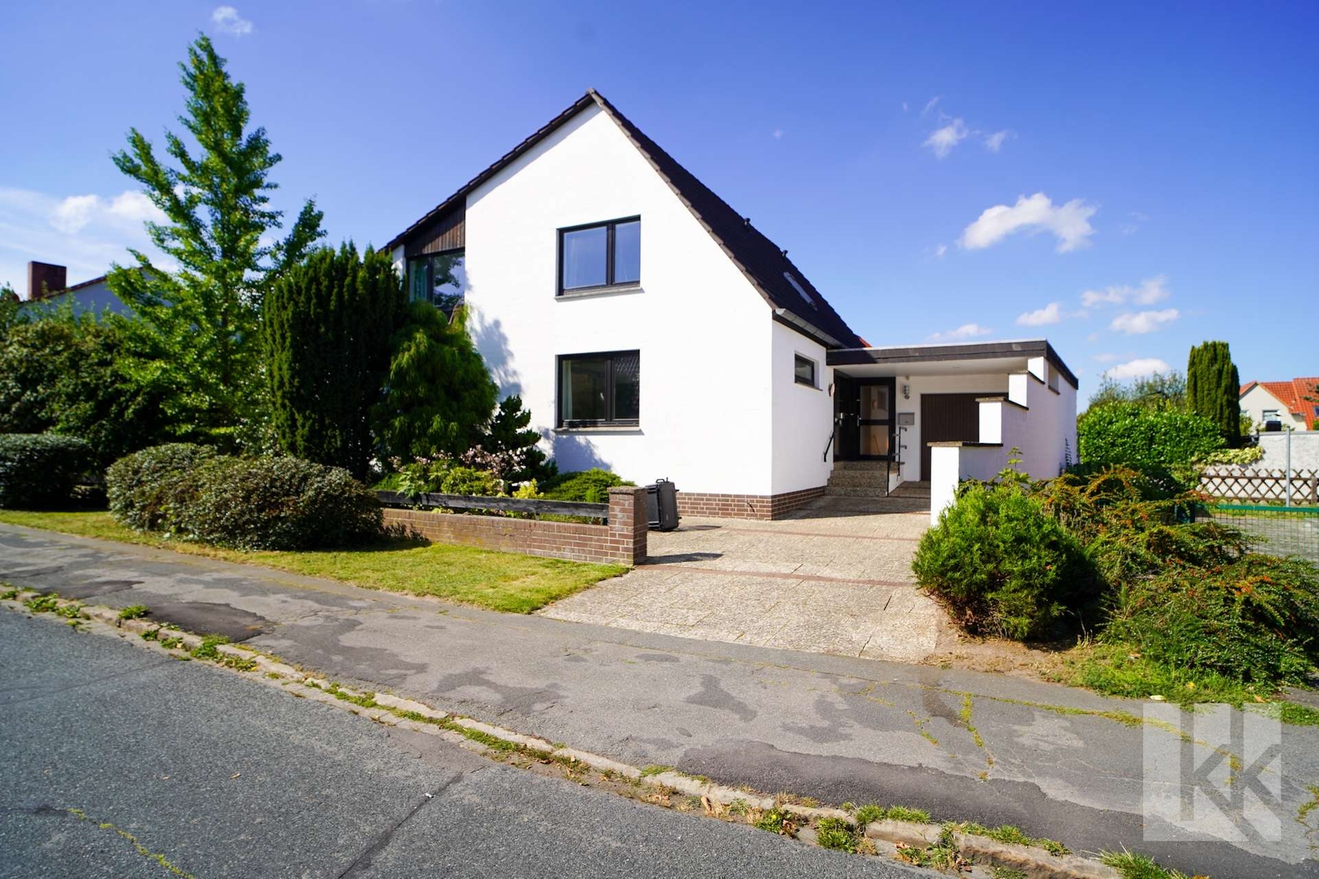 Hausansicht von der Straße