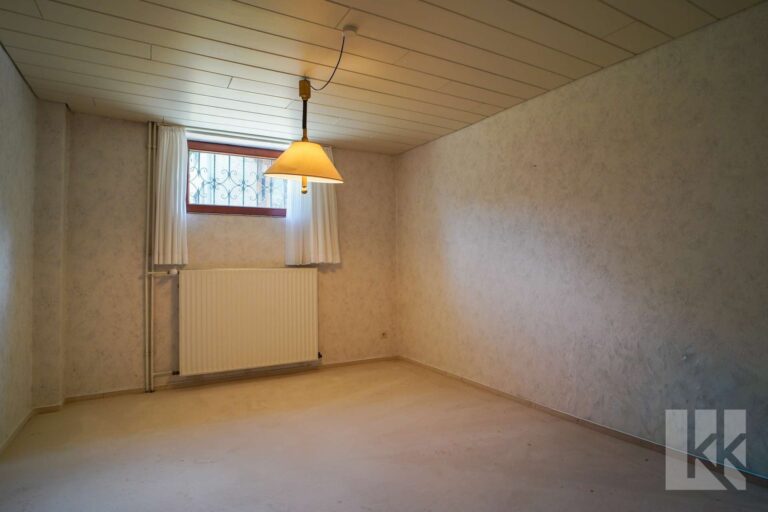 Mit Schlafzimmer,