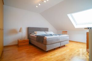Großes Schlafzimmer mit...